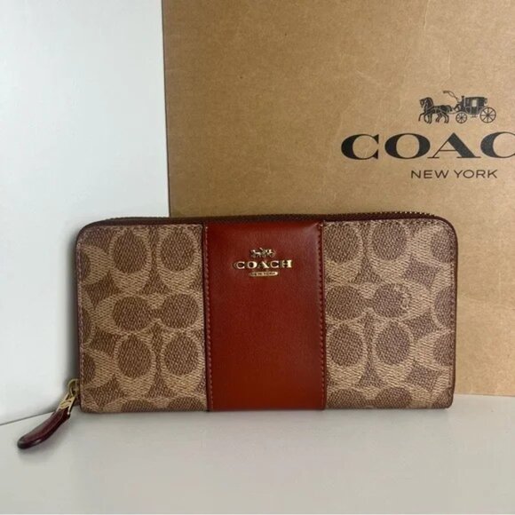 NWOT Coach Color-Block Coated Canvas Signature Slim Accordion Zip - Picture 1 of 10